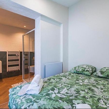 Le Cozy Reims -Escapade Raffinee Avec Spa Prive المظهر الخارجي الصورة